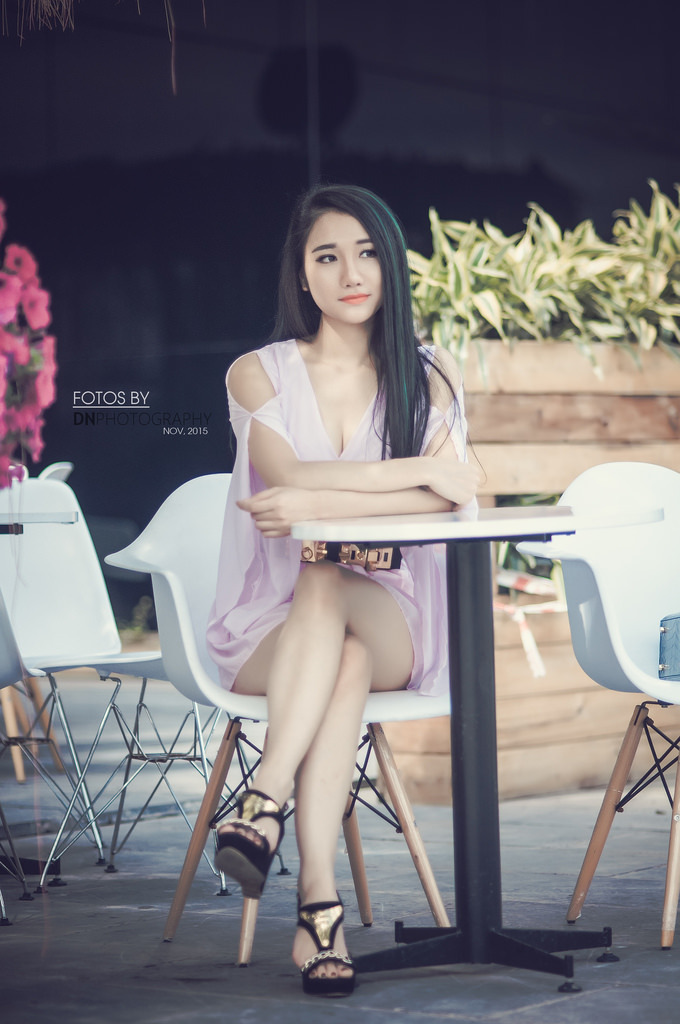 凌虐与羞辱女搜查官